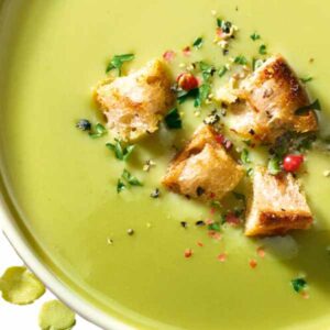 Soupe aux flocons de pois cassés